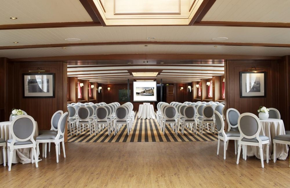 Ob 57bdd2 Azzam Yacht 180m De Long